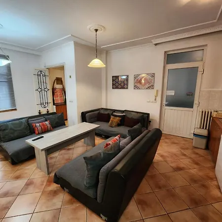 Apartman Authentic Centre For Large Groups, Republic Square - Up To 47 People In 5 *