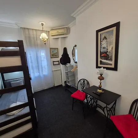 Apartman Authentic Centre For Large Groups, Republic Square - Up To 47 People In 5 Belgrade