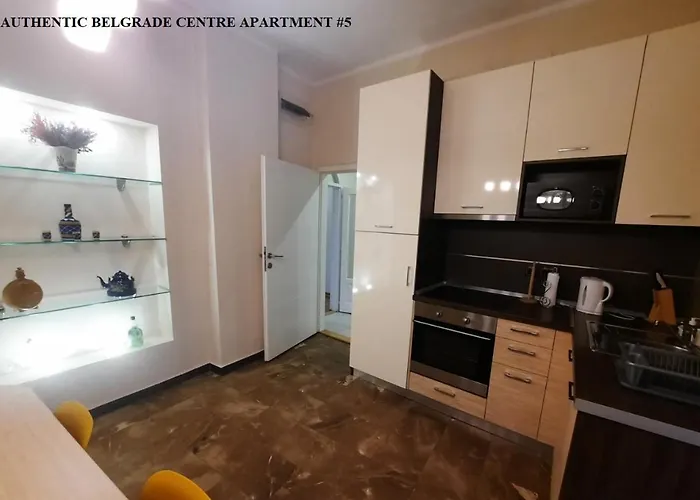 Apartman Authentic Centre For Large Groups, Republic Square - Up To 47 People In 5
