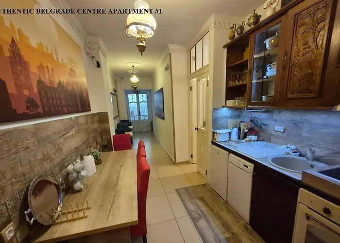 Authentic Centre For Large Groups, Republic Square - Up To 47 People In 5 Belgrád